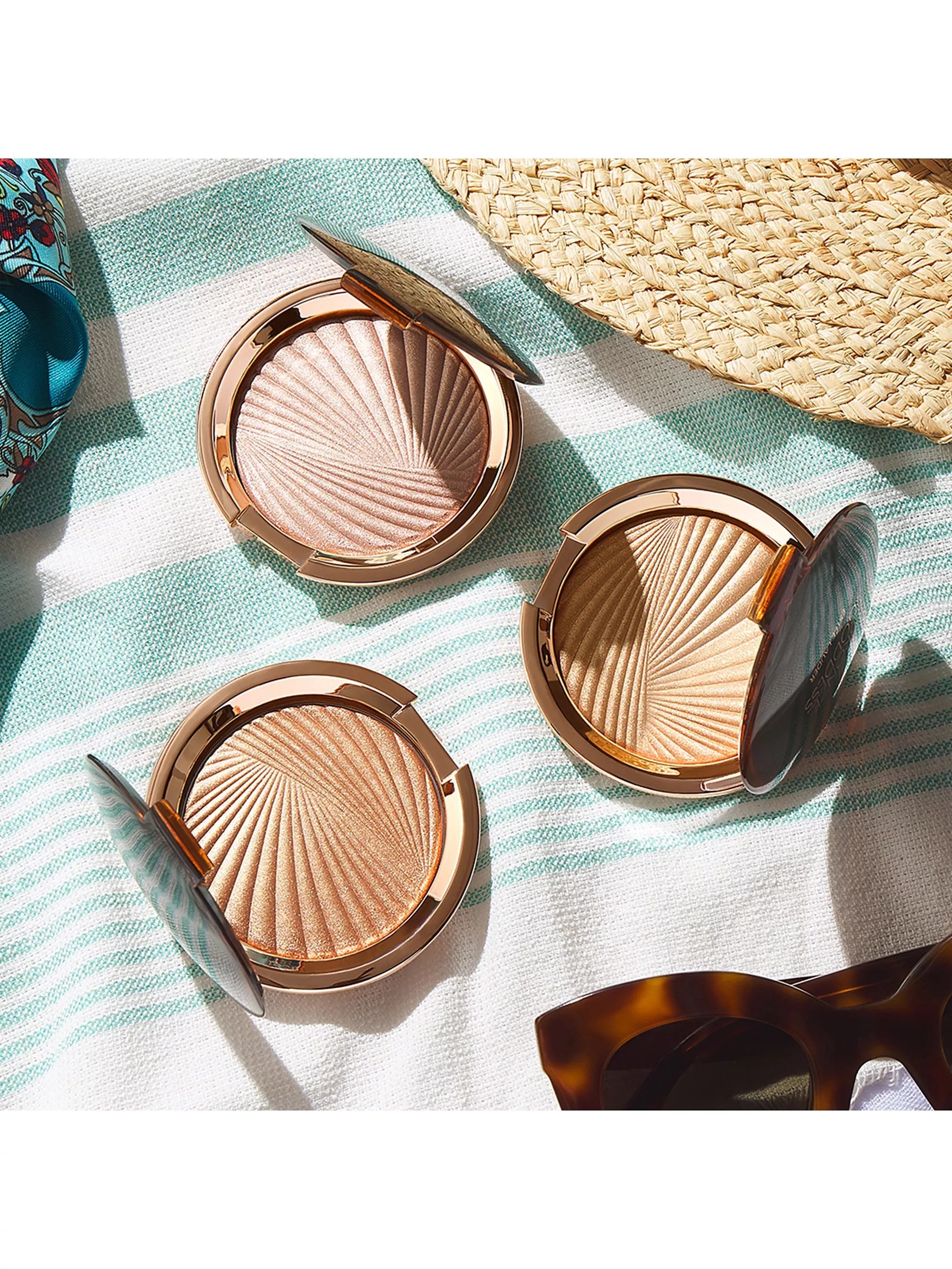 Estée Lauder Bronze Goddess Highlighting Powder Gelée - British product