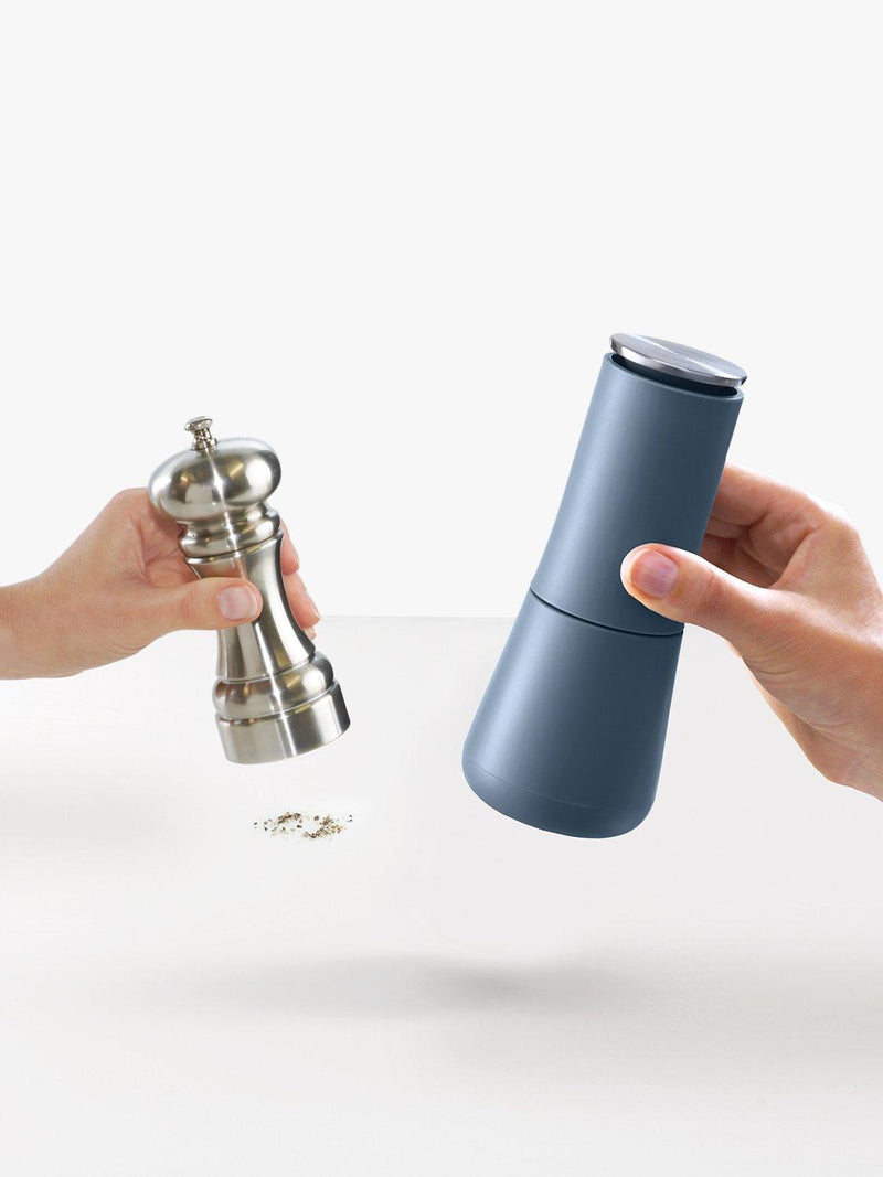 Joseph Joseph salt and pepper mills blue set of 2, UK version