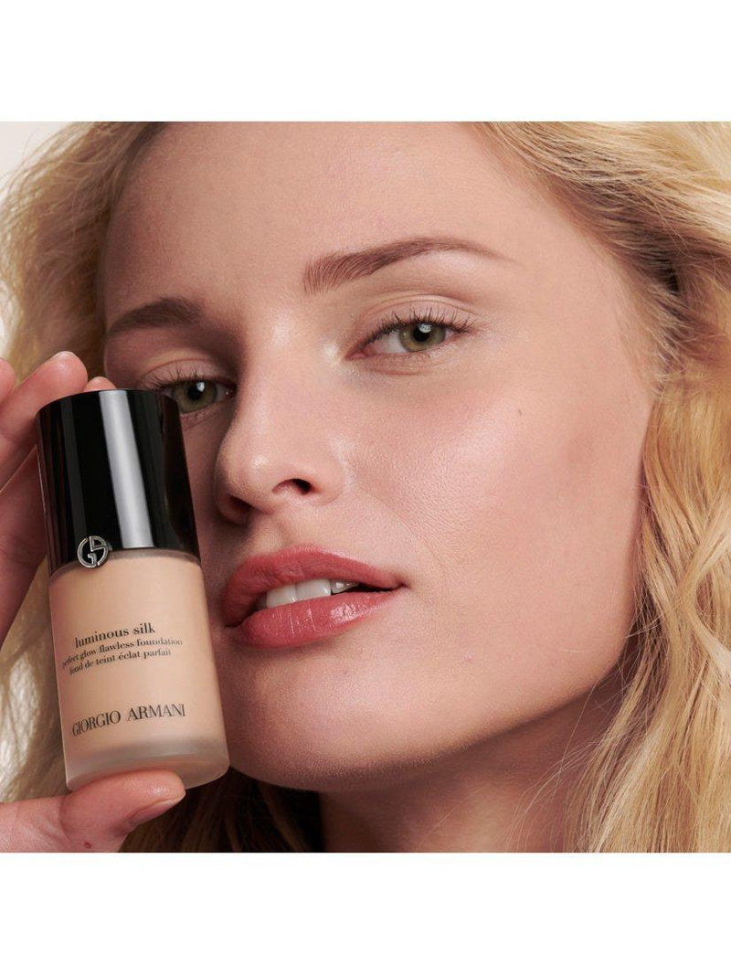 Giorgio Armani Luminous Silk foundation 30ml, UK version