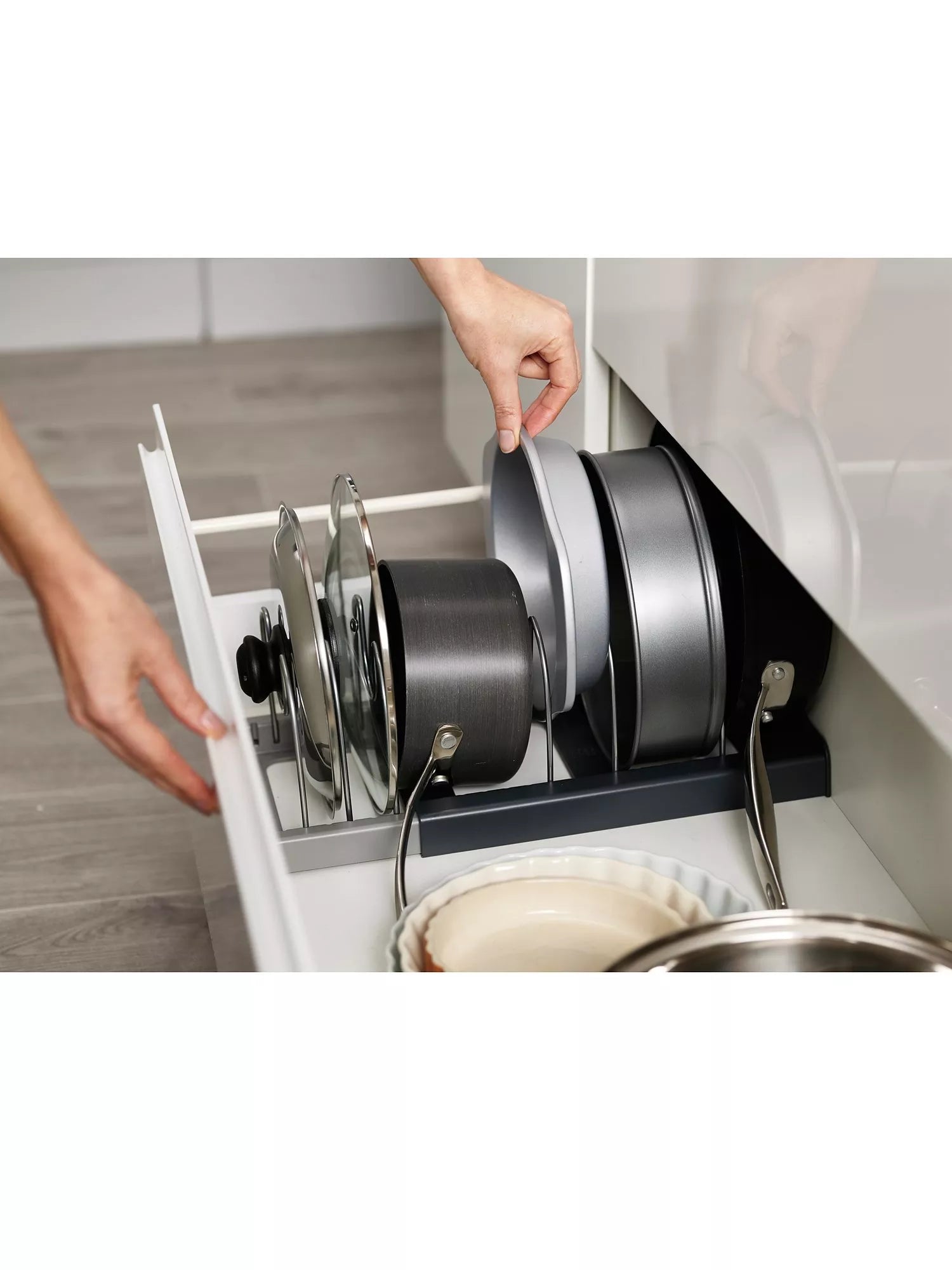Joseph Joseph expanding cookware pan and lid organiser, UK version