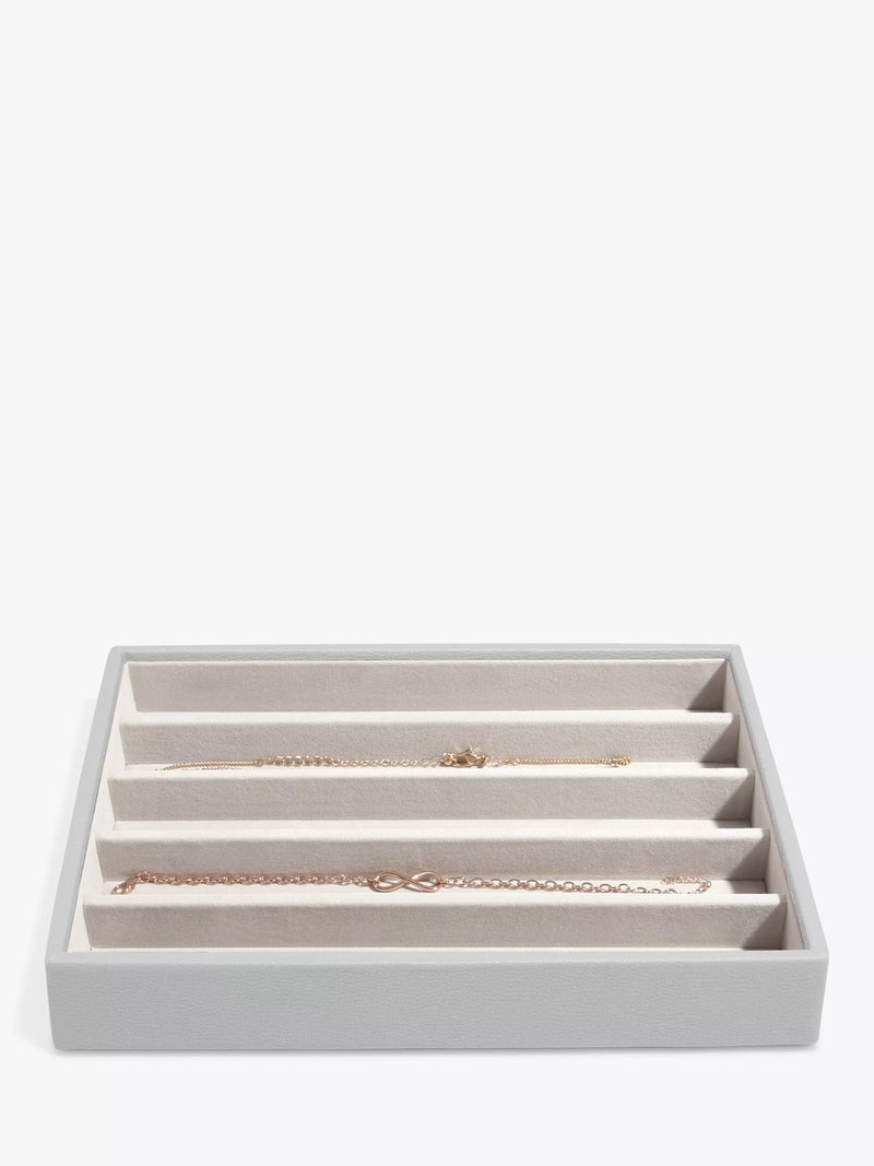 Classic Necklace Organizing Layer for Tangle-Free Storage and Stacking