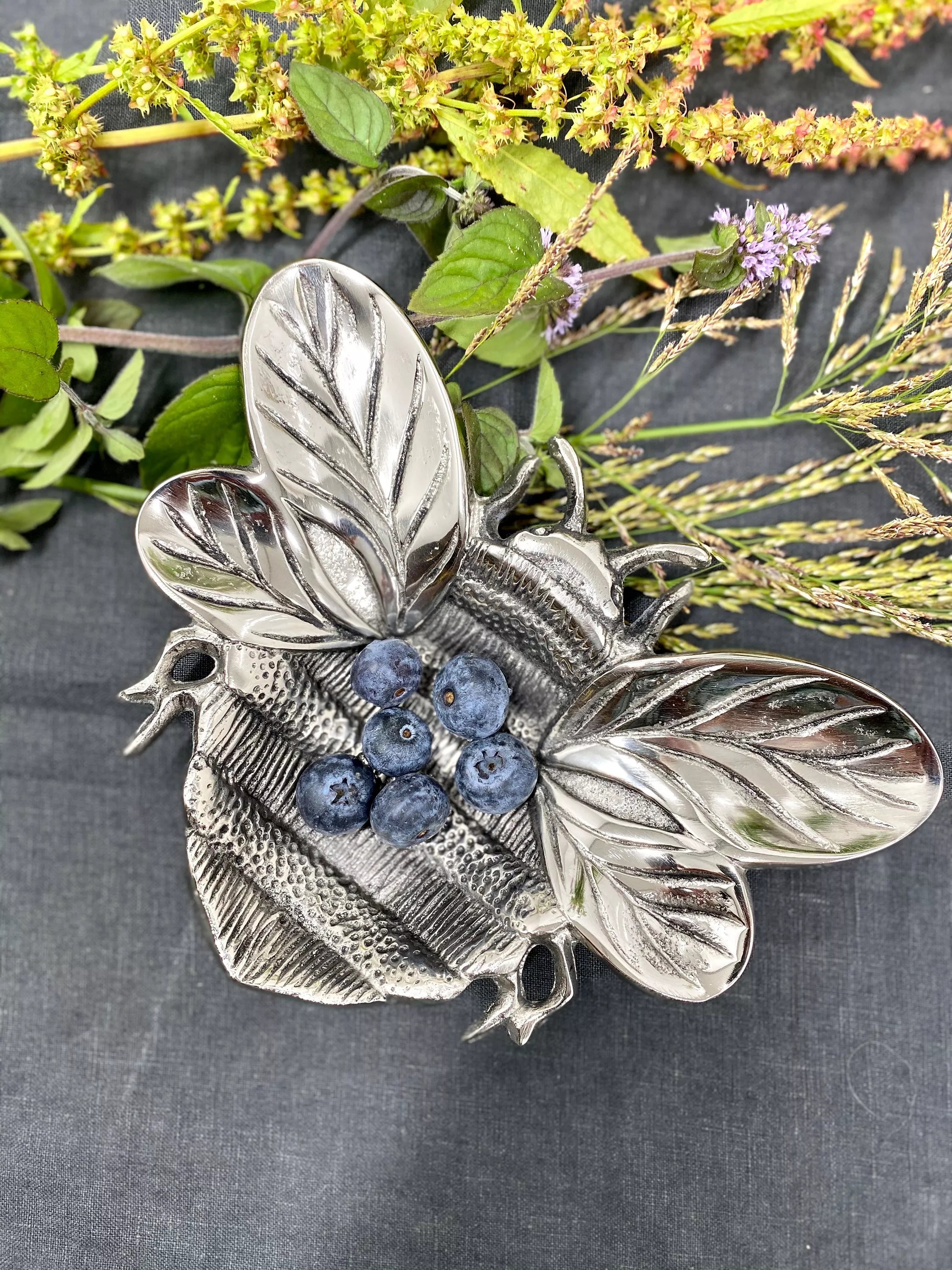 Culinary Concepts Bee trinket dish - British product