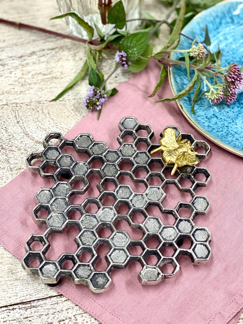 Culinary Concepts Buzzy Bee Honeycomb Trivet
