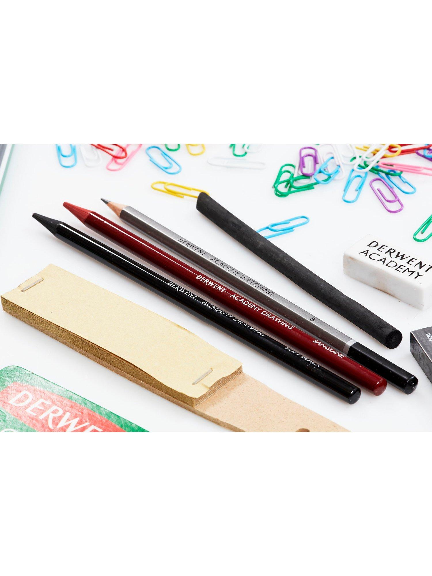 Derwent Academy 19 piece sketching set - British product