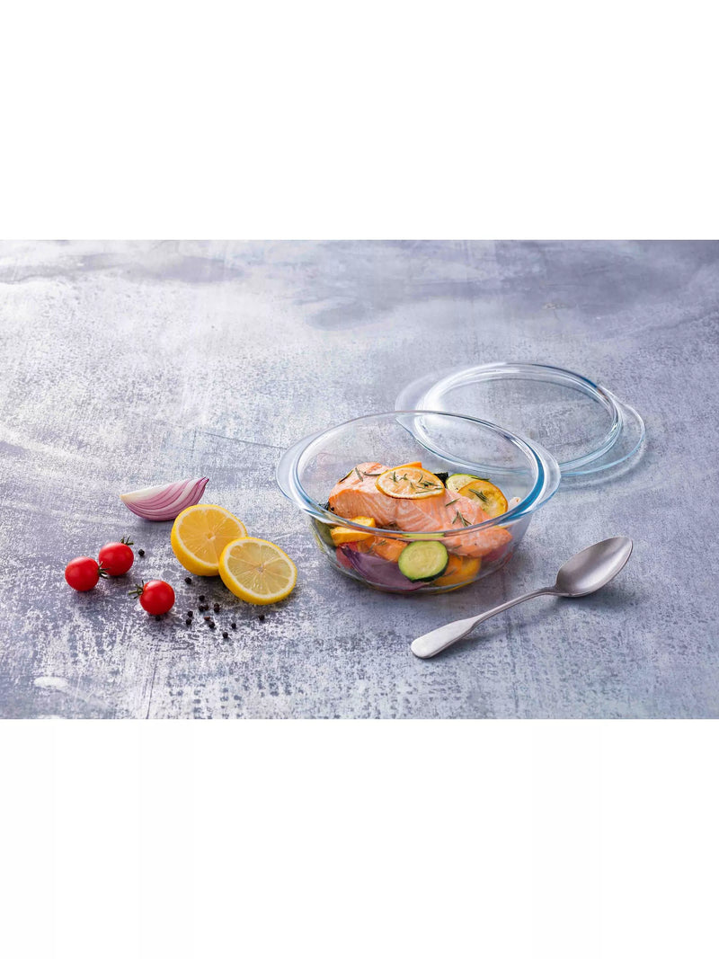 Pyrex glass casserole 1.3L (British brand)