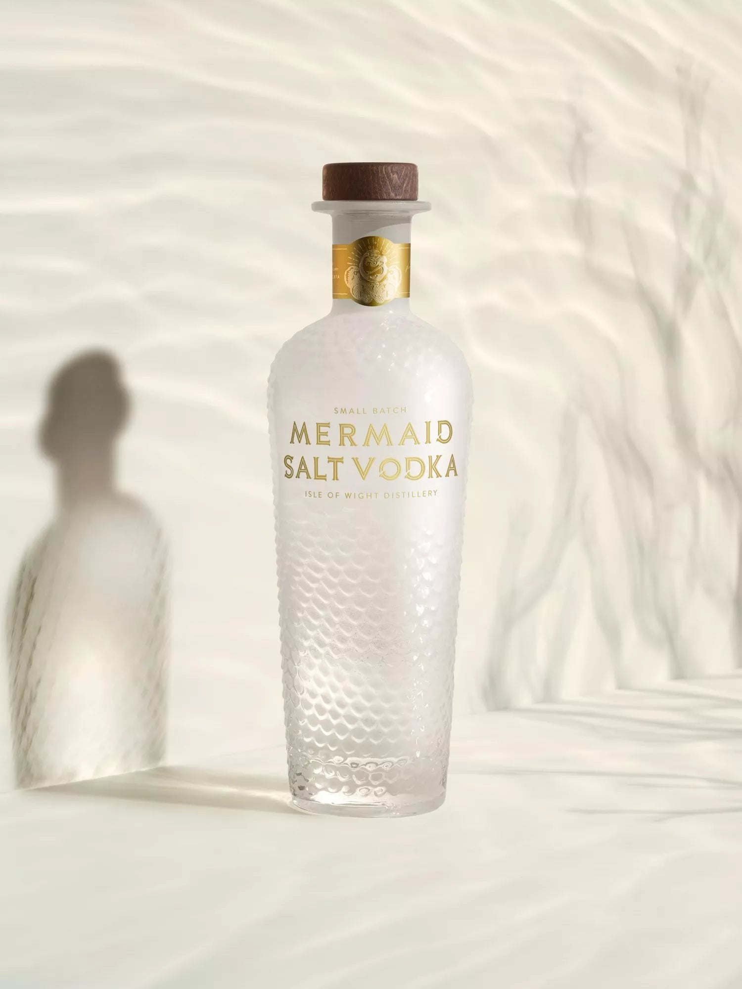 Isle of Wight Distillery Mermaid Salt vodka 70cl, UK version