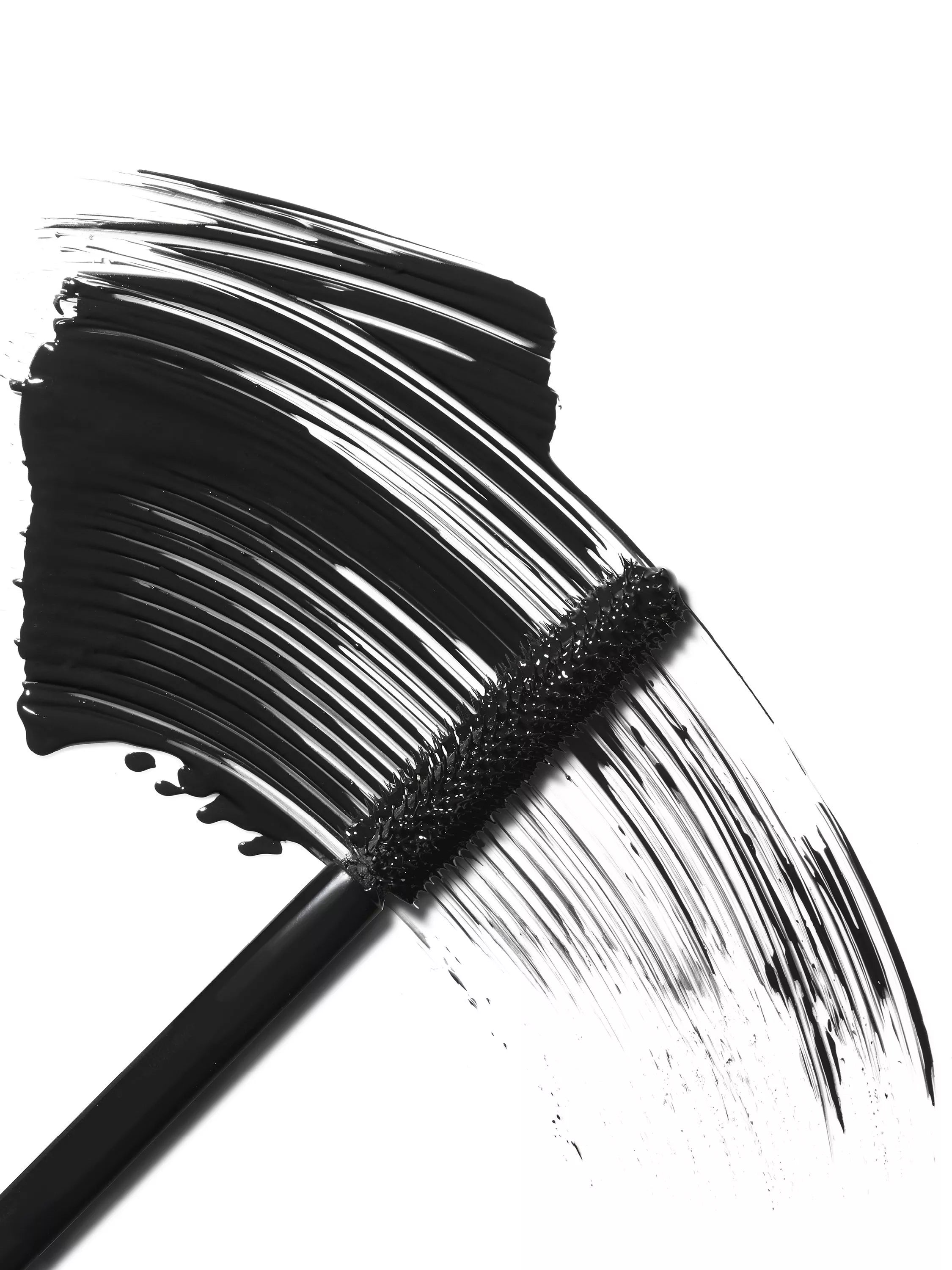 MAC mini extreme dimension lash mascara in six shades, imported from the UK