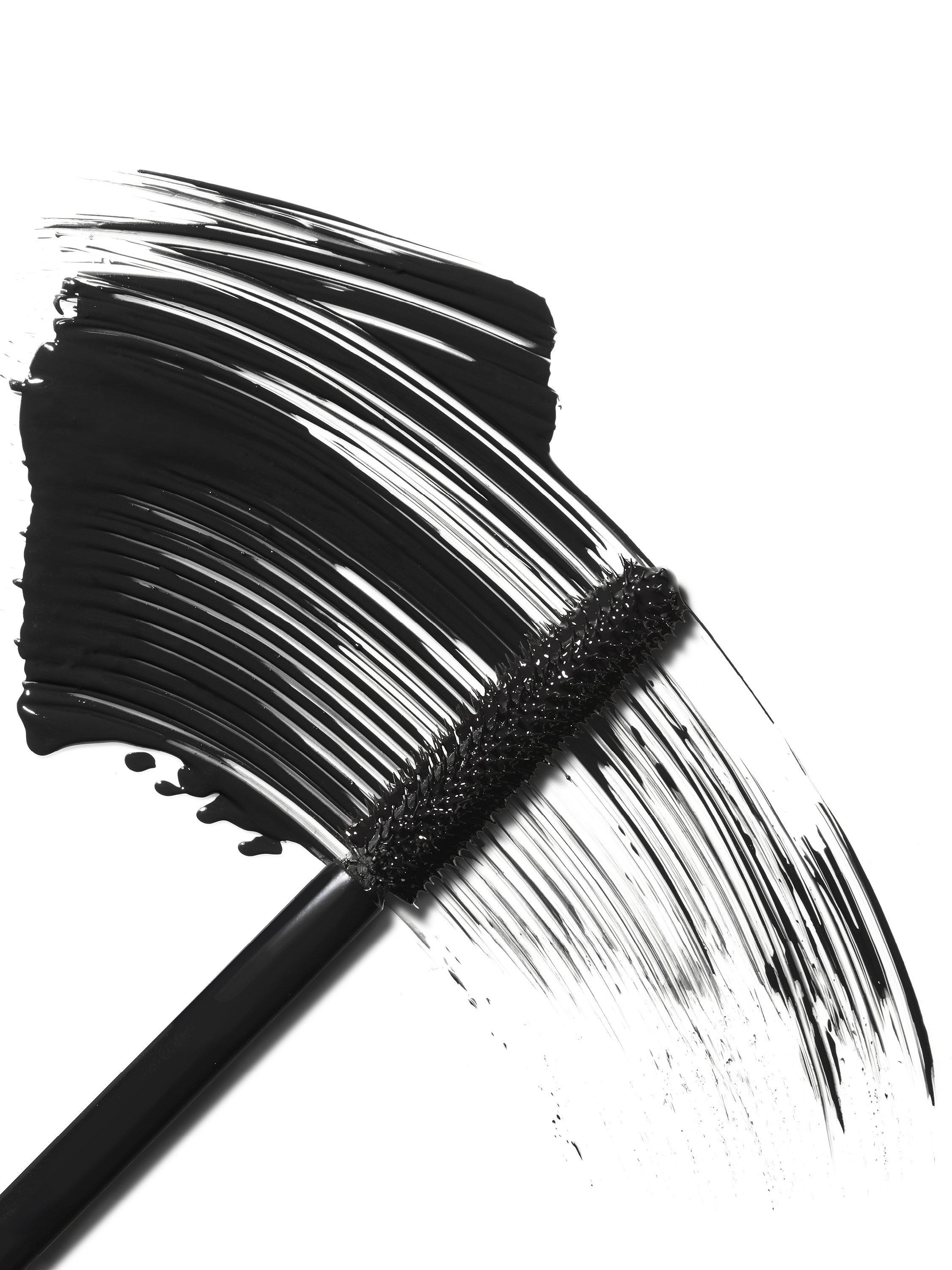 MAC mini extreme dimension lash mascara in six shades, imported from the UK