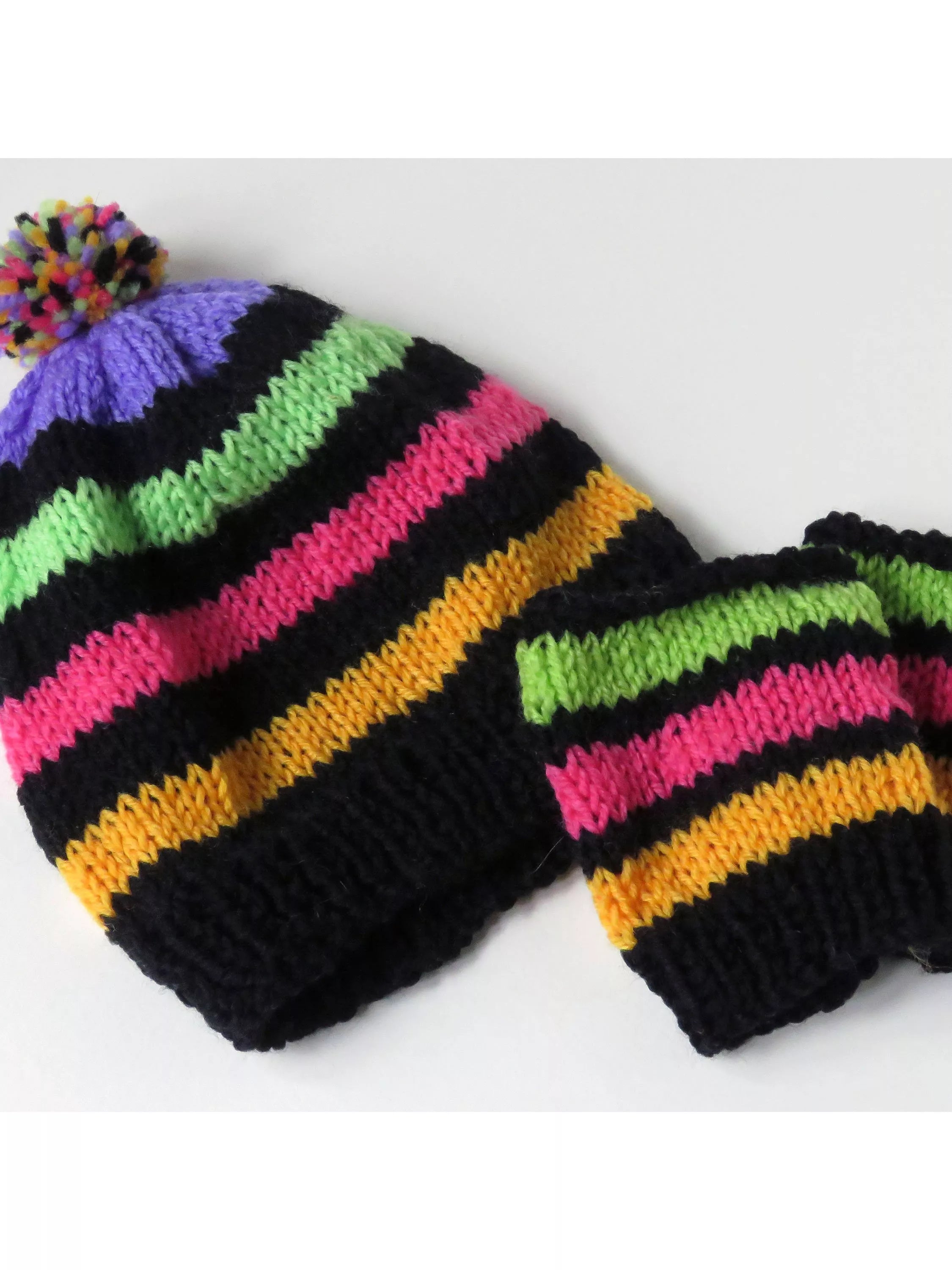 Buttonbag knitting and crochet kit (British brand)
