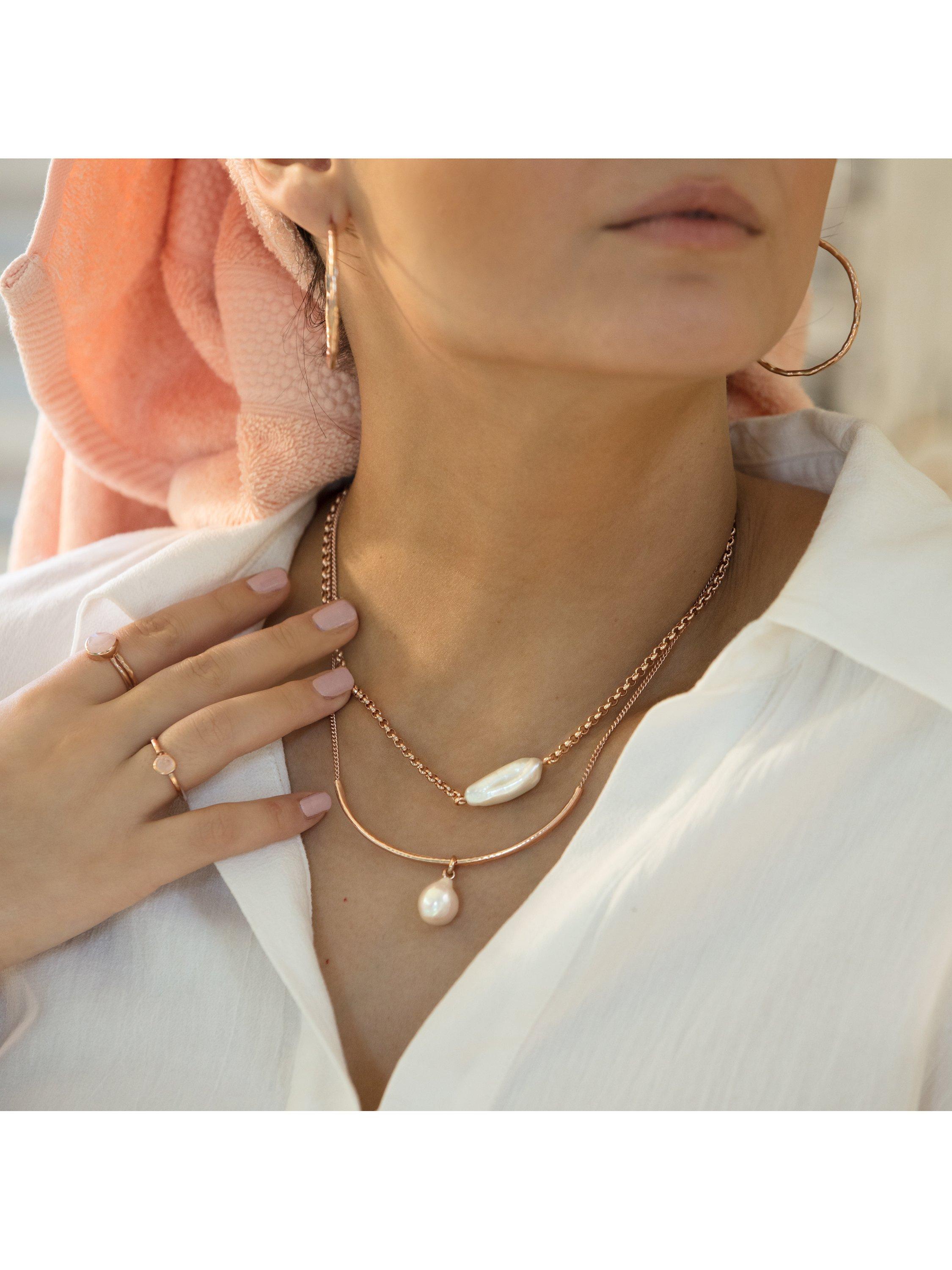 Monica Vinader Nura Pearl Charm, rose gold vermeil - British product