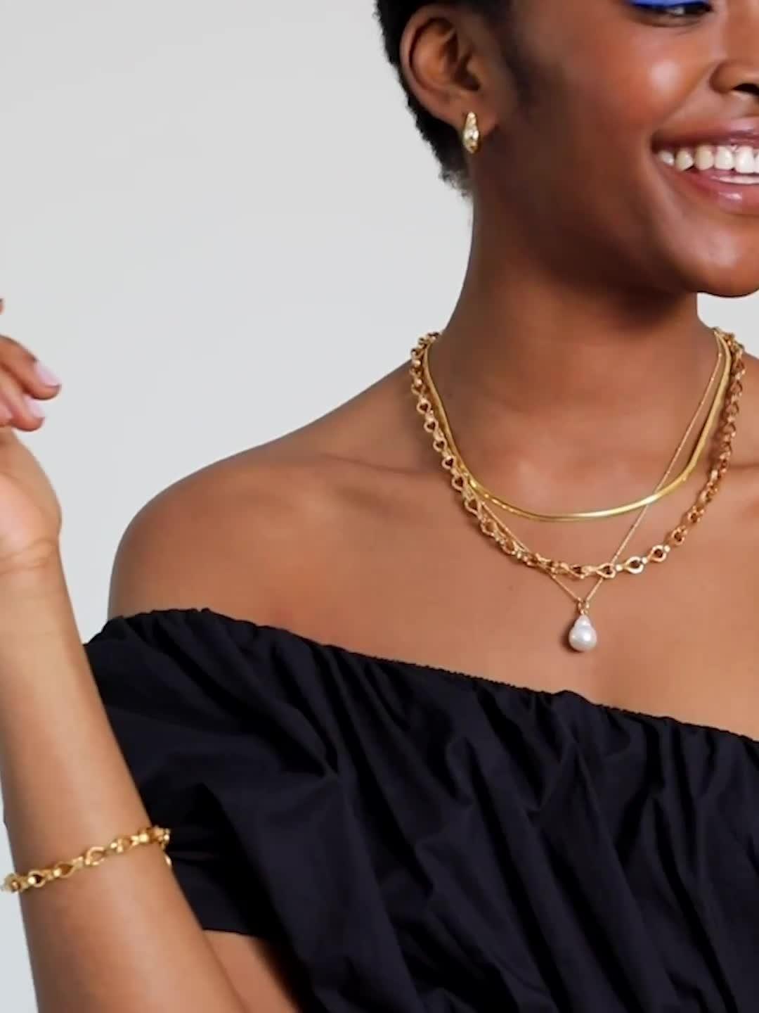 Monica Vinader Nura Pearl Charm, rose gold vermeil - British product