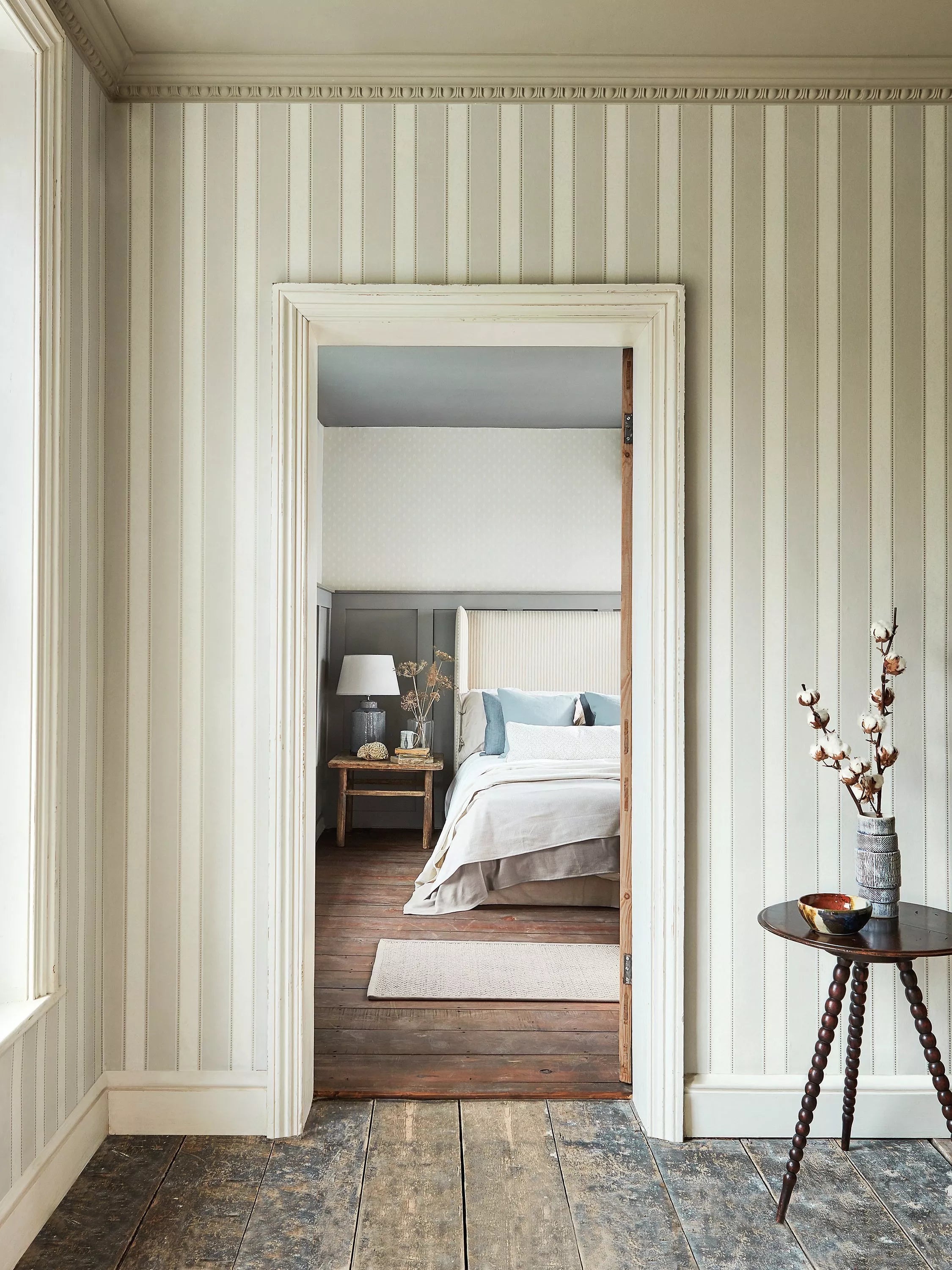 Sanderson Sonning striped wallpaper with decorative braid (British brand)