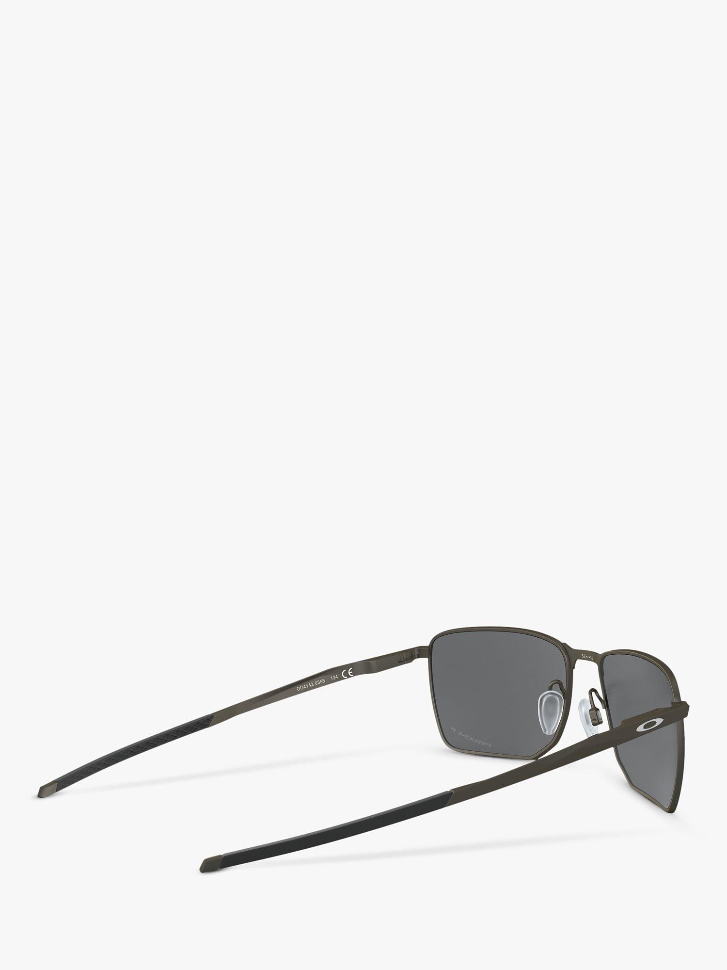 Oakley polarised rectangular sunglasses 58mm lens width - British product