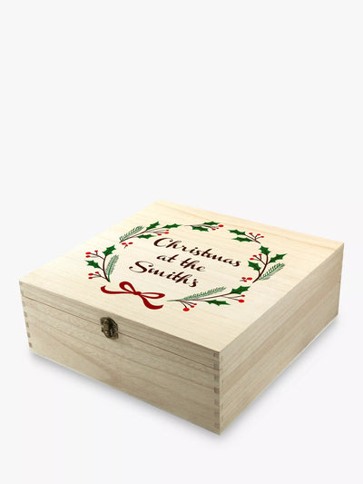 Treat Republic Personalisierbare Jolly Holly Heiligabend Geschenkbox