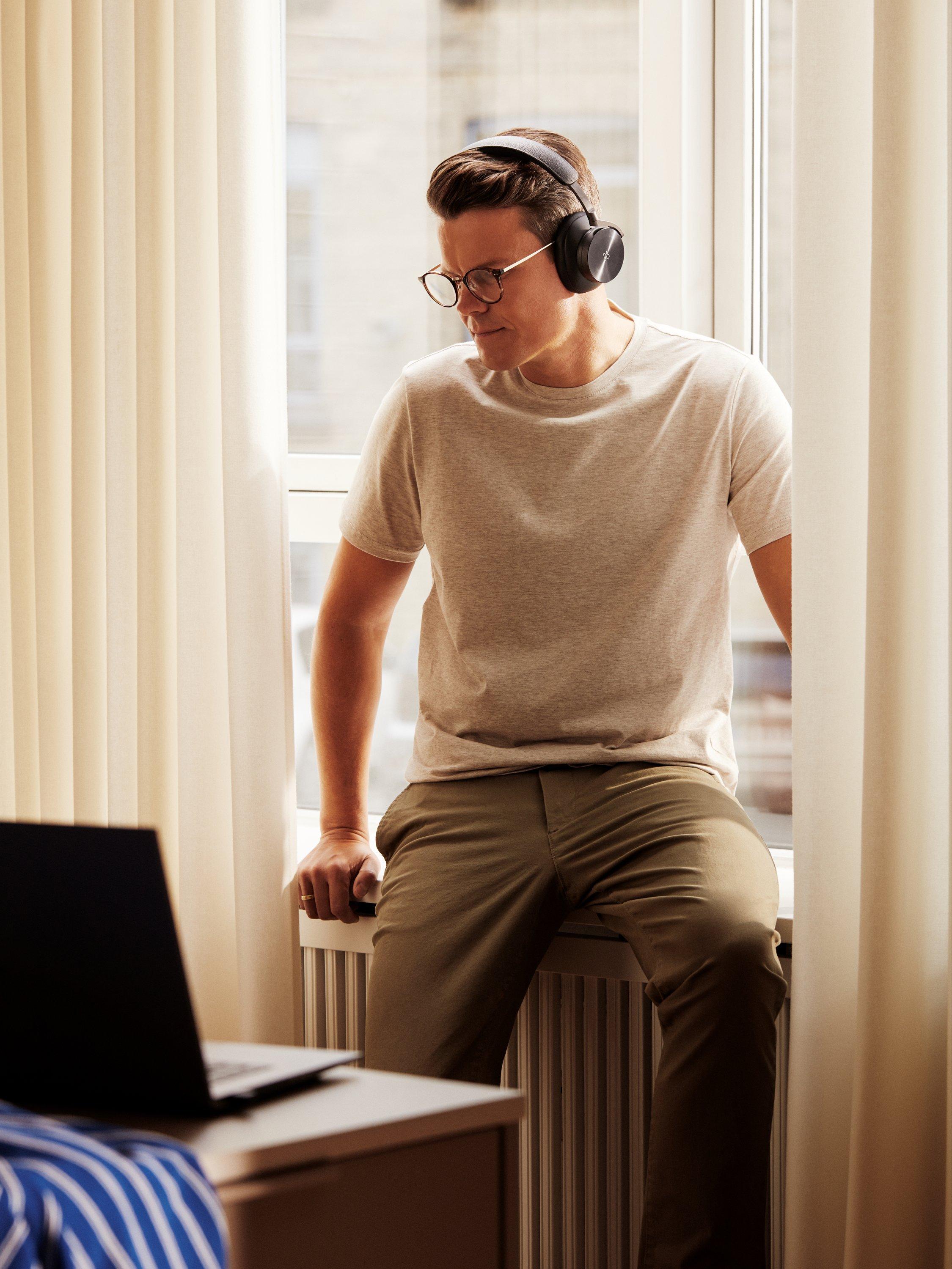 Bang & Olufsen Beoplay H95 headphones - British product