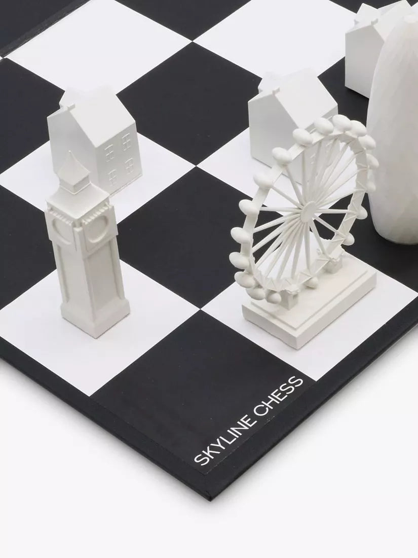 Skyline Chess London Edition chess set - British product