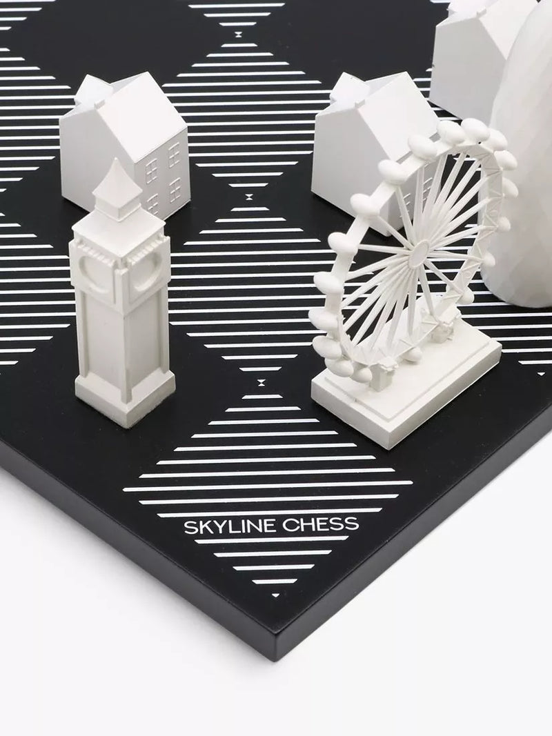 Skyline Chess New York vs London chess set, UK version