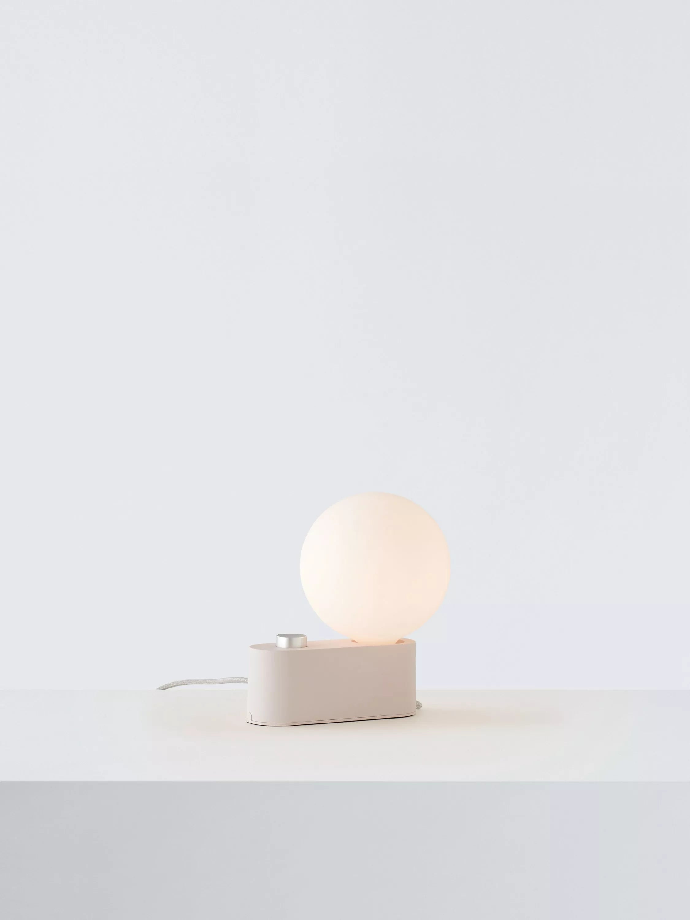 Tala Alumina Table/Wall Lamp with Sphere IV LED Globe Bulb