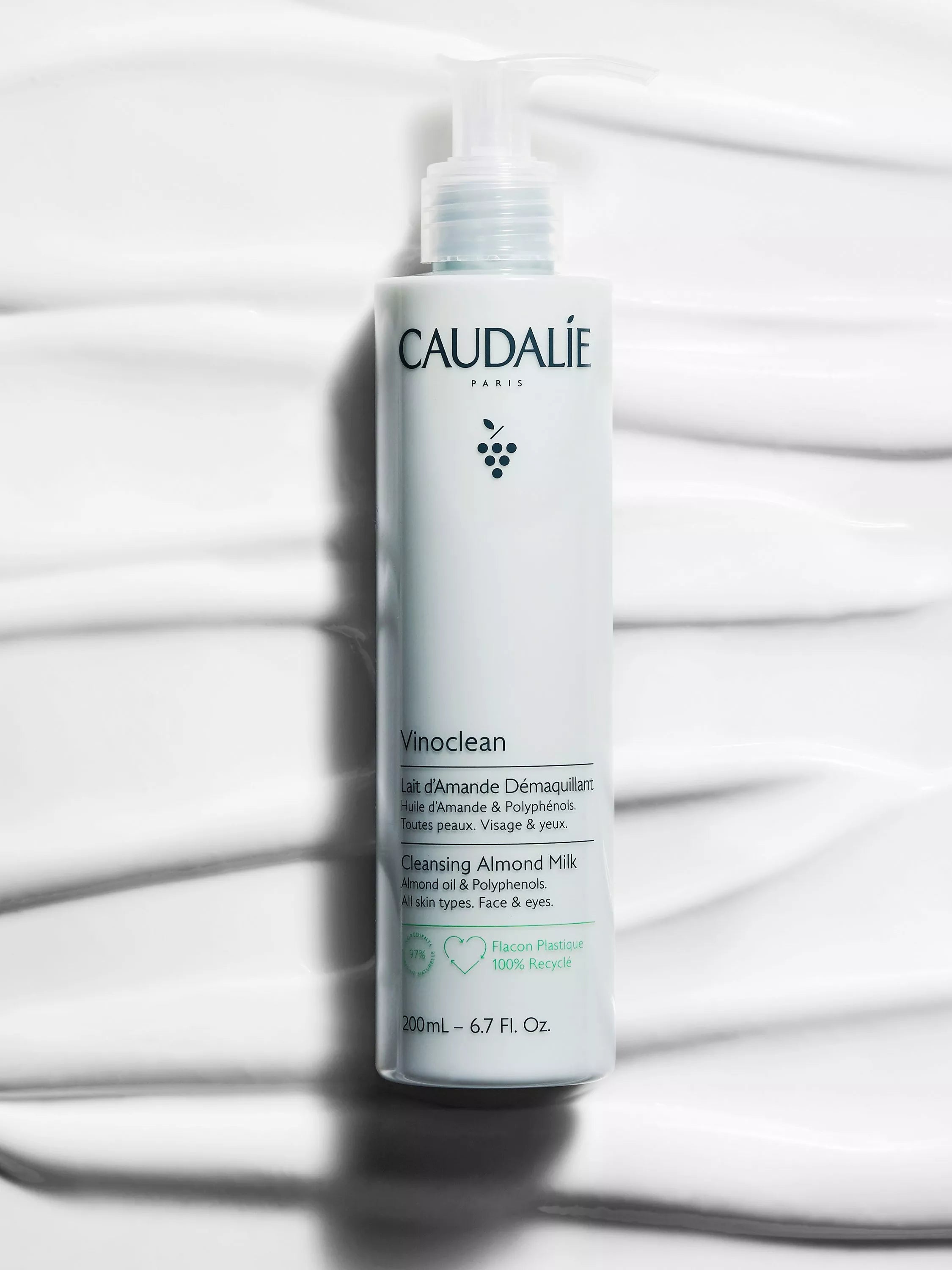 Caudalie gentle cleansing almond milk 200ml, imported from the UK