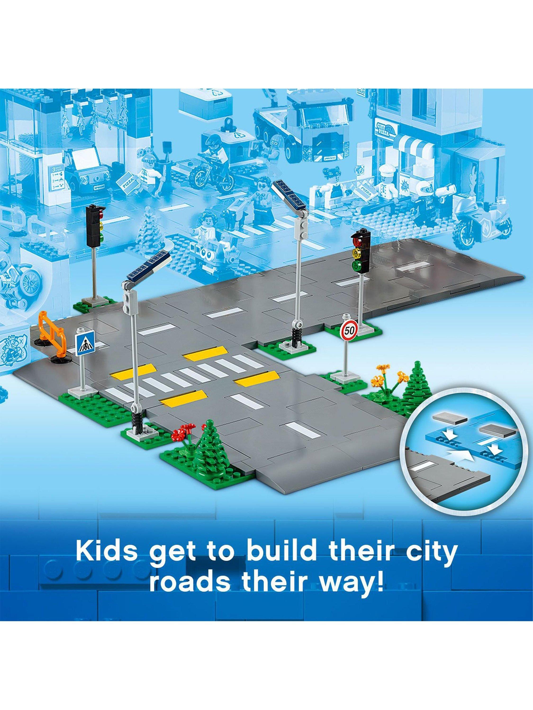 LEGO City Road Plates building set 112 pieces, UK version