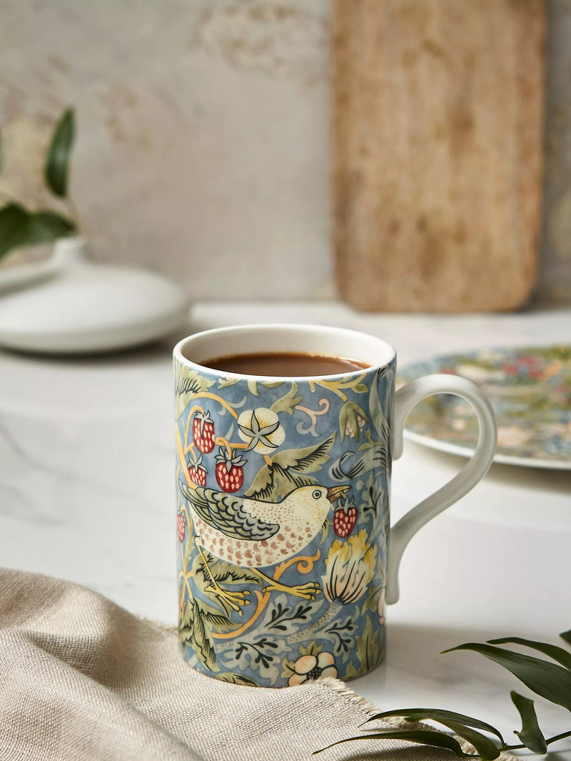 Morris & Co Spode Strawberry Thief porcelain mug 340ml - British product