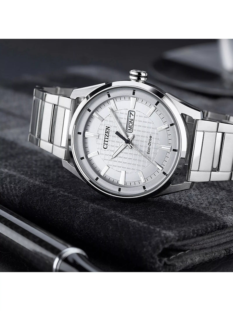 Citizen Eco-Drive watch silver dial 42mm - British product