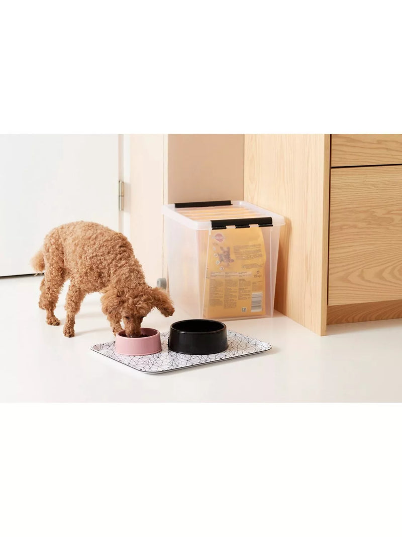 SmartStore plastic storage box 25L with lid, imported from the UK