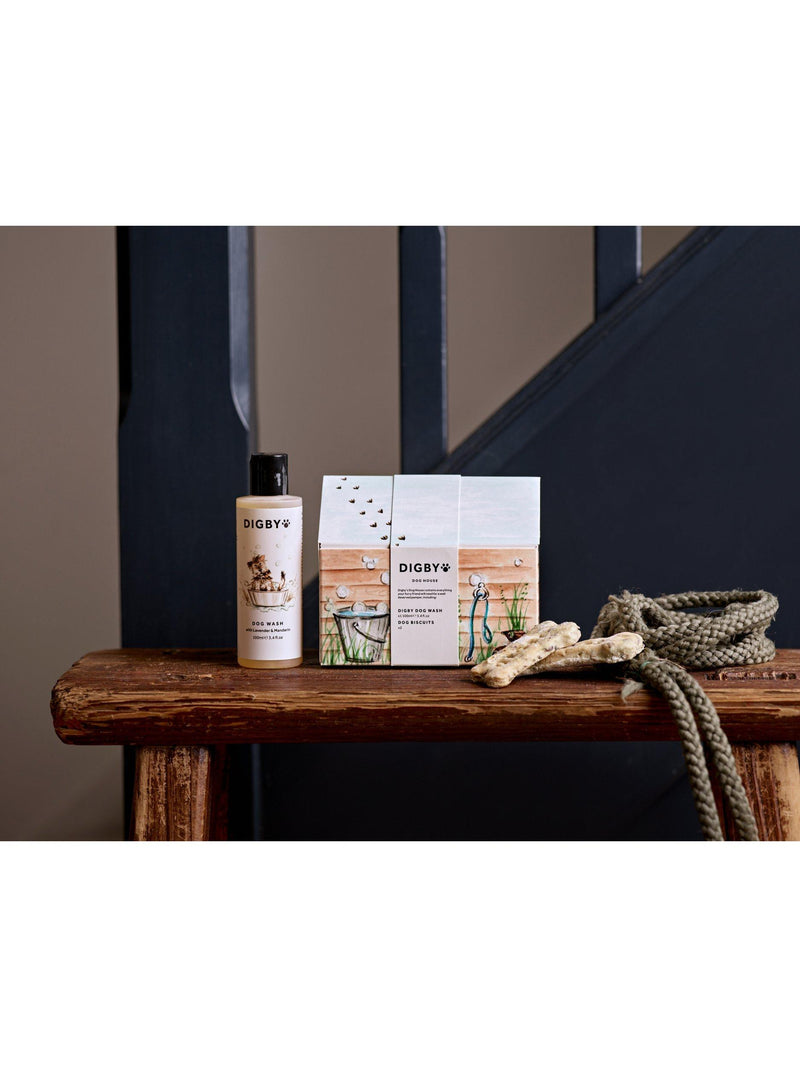 Bramley Digby dog wash and bedtime calming biscuits gift set 100ml & 2 biscuits - British product