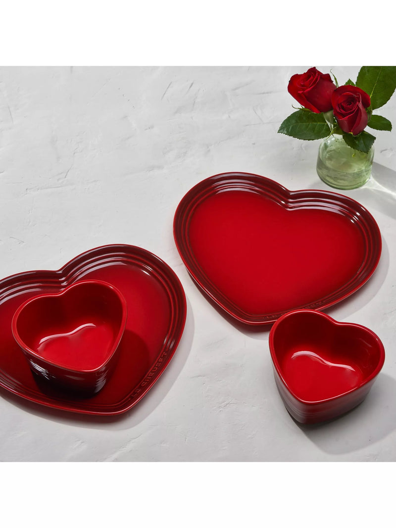 Le Creuset heart ramekins set of 2, red, imported from the UK