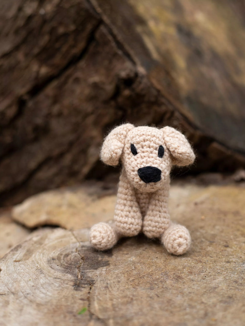 TOFT Mini Eleanor Labrador crochet kit, UK version