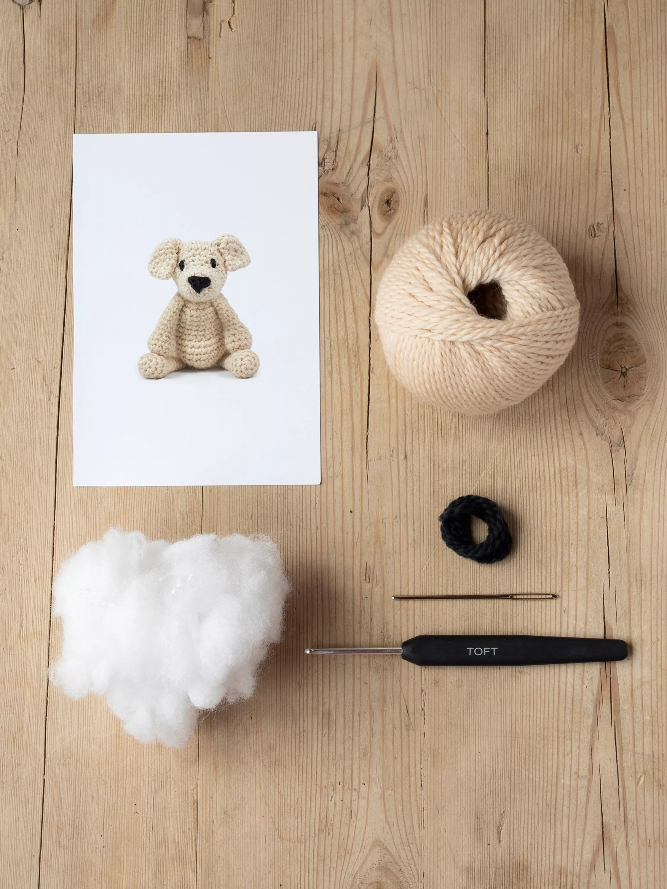 TOFT Mini Eleanor Labrador crochet kit, UK version
