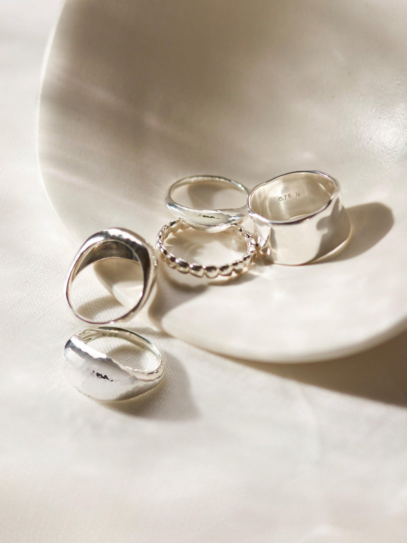 Monica Vinader MV Siren Muse bold silver ring, UK version