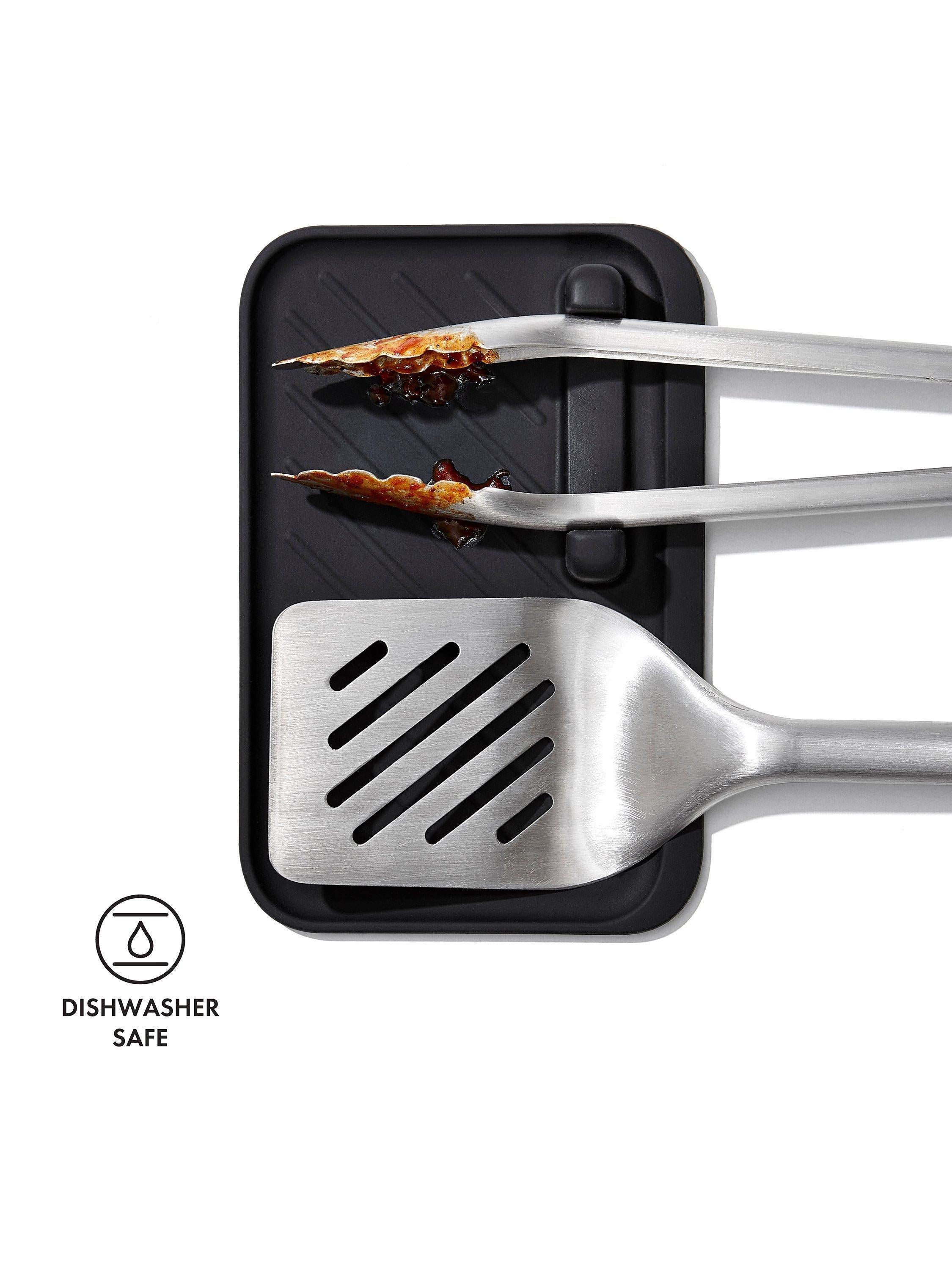 OXO Good Grips 3-piece BBQ tool set with tongs turner rest (British brand)