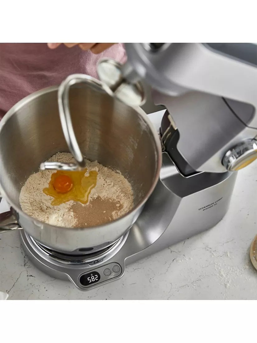 Kenwood Titanium Chef Baker XL stand mixer 7L (British brand)