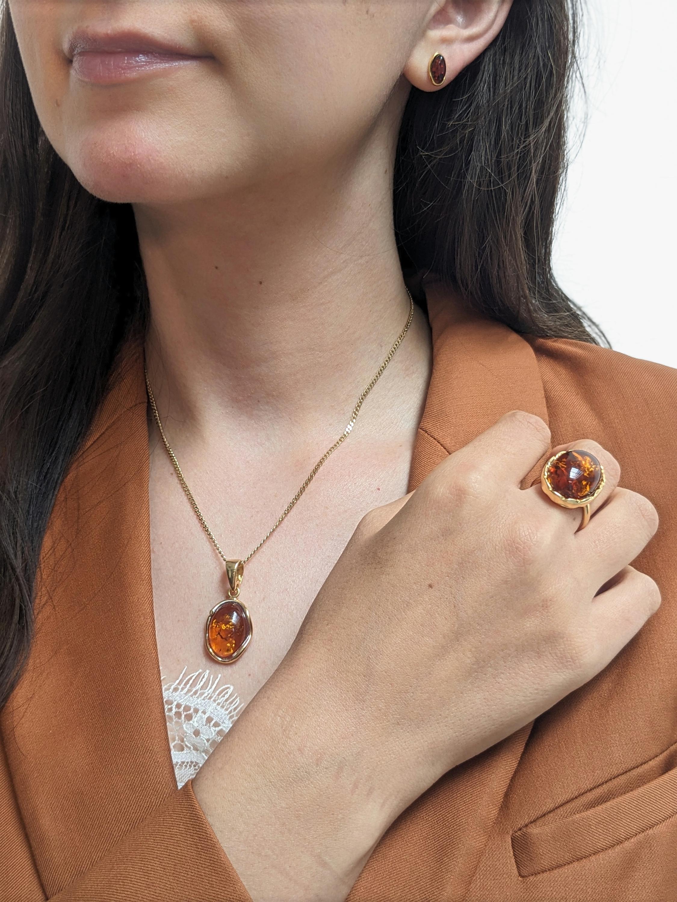 Be-Jewelled organic Baltic amber pendant necklace gold/cognac, imported from the UK