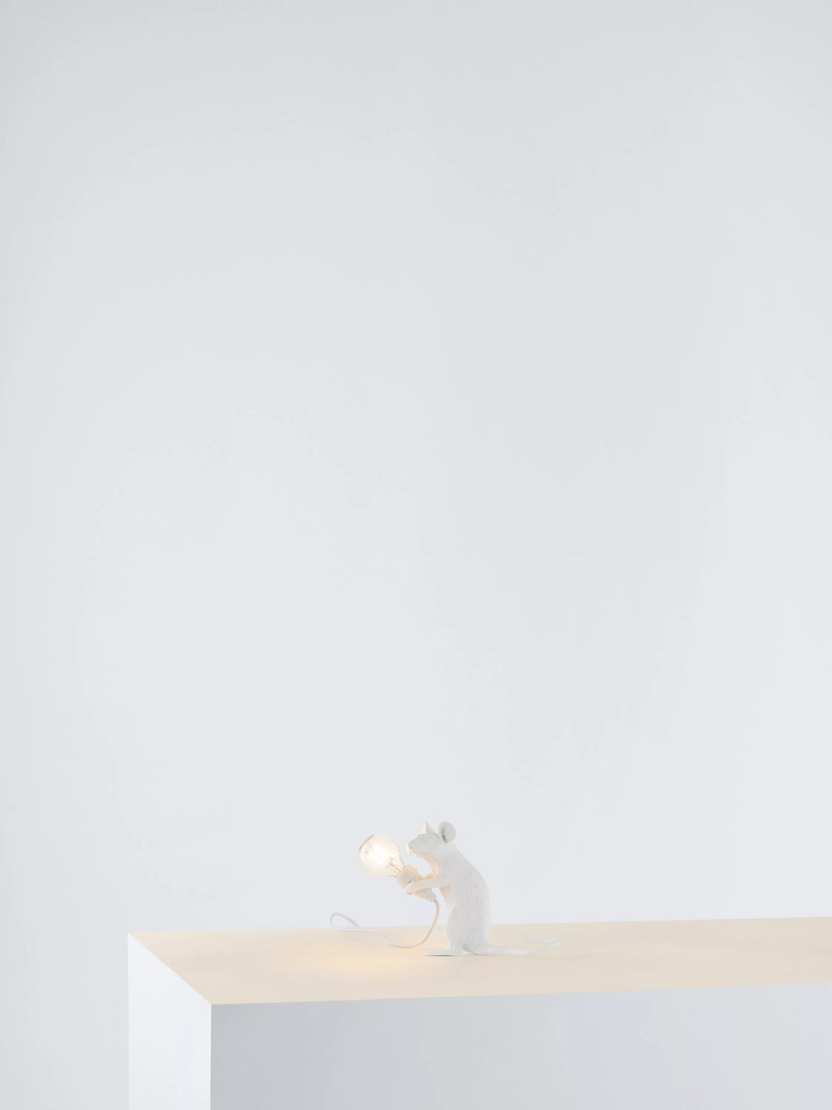 Seletti Sitting Mouse Table Lamp - Gold