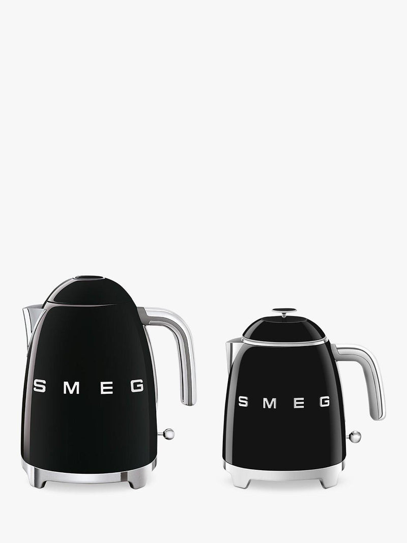 Smeg mini kettle 0.8L in black (British brand)