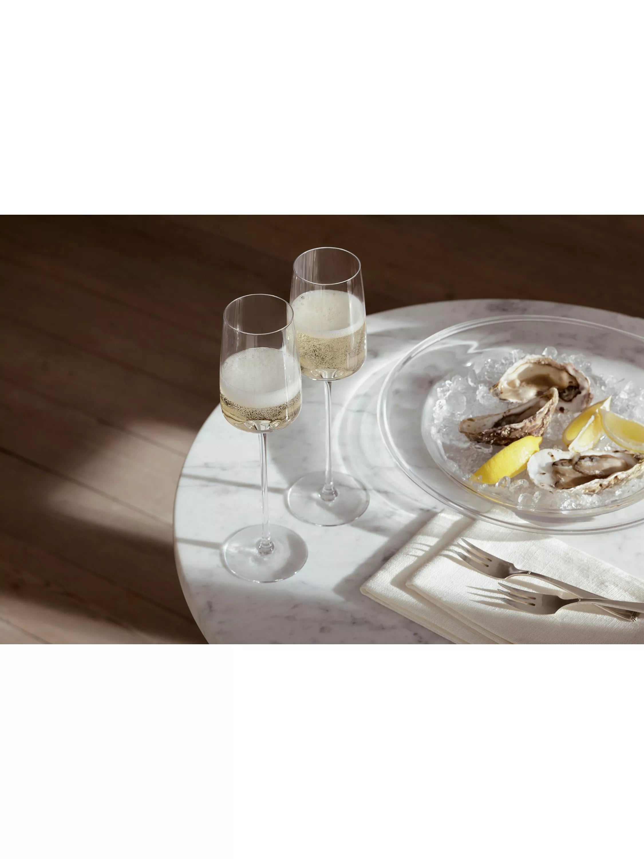 LSA International Metropolitan champagne flutes set of 4 230ml - British product