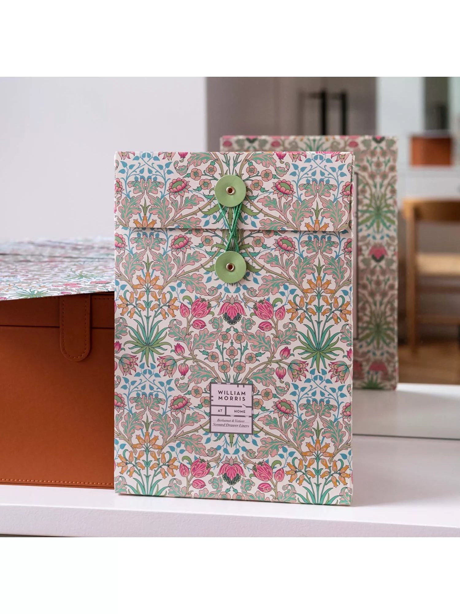William Morris Golden Lily drawer liners 5 pack (British brand)