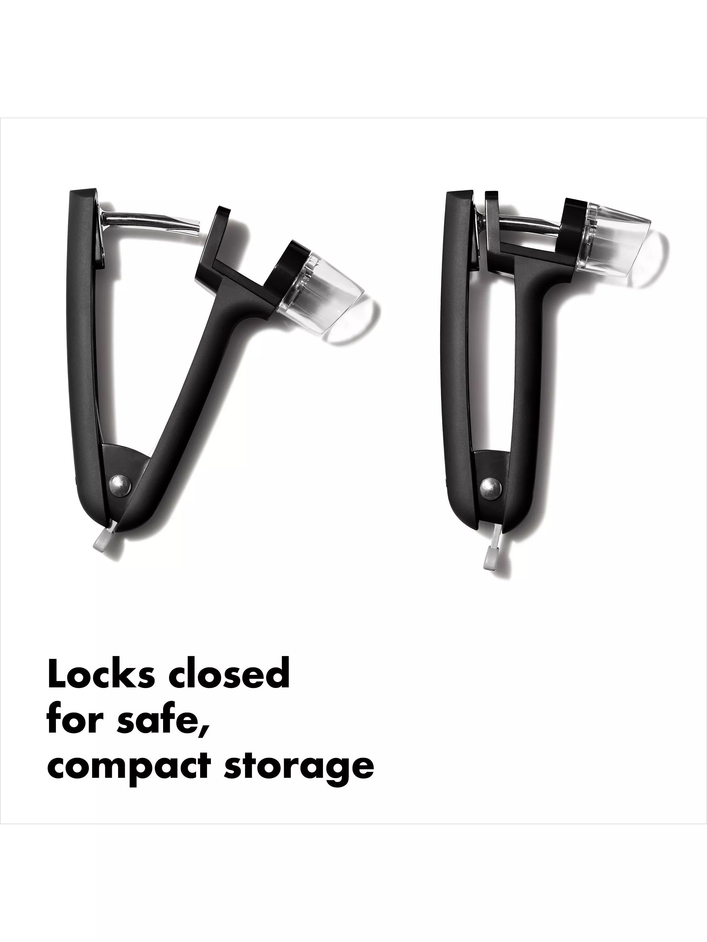 OXO Good Grips Cherry & Olive Pitter kitchen utensil, UK version