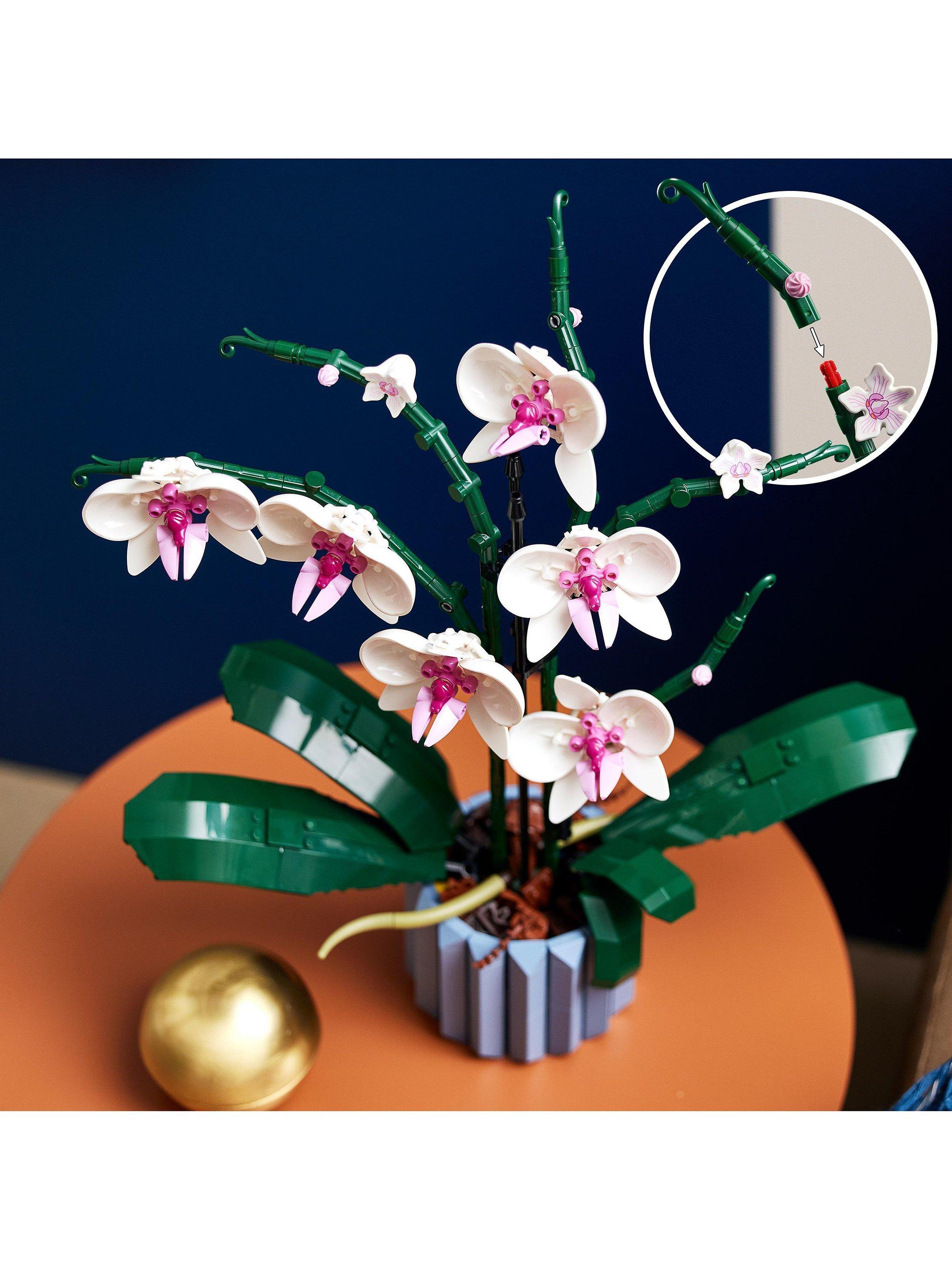 LEGO Icons Orchid building set 10311 (British brand)