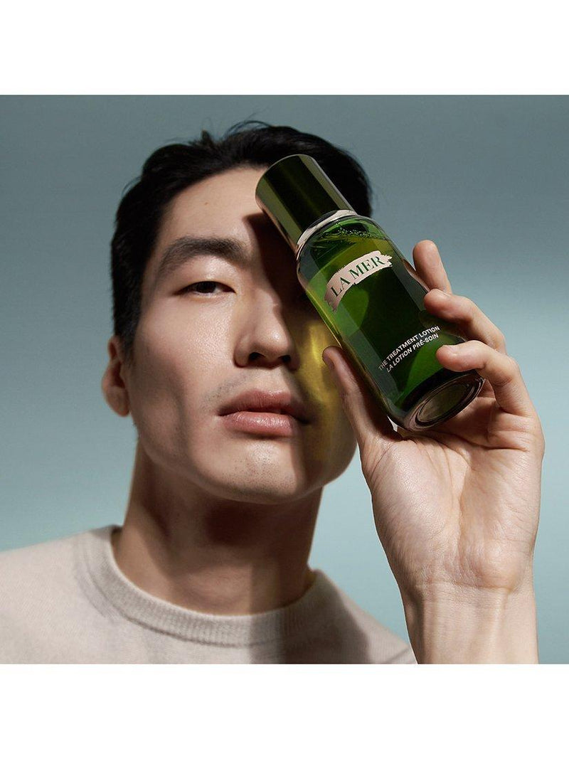 La Mer treatment lotion with recharging Miracle Broth, UK version