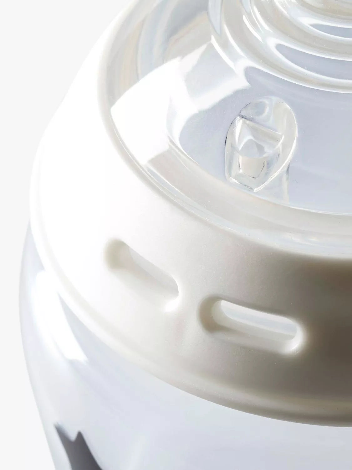 Tommee Tippee baby bottle with slow flow teats 260ml (British brand)