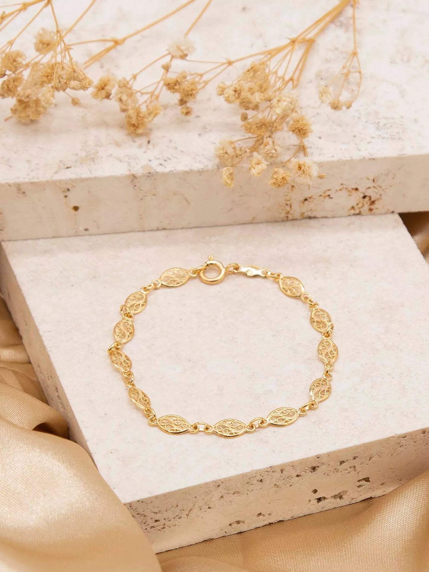 IBB filigree oval chain bracelet 18cm, UK version