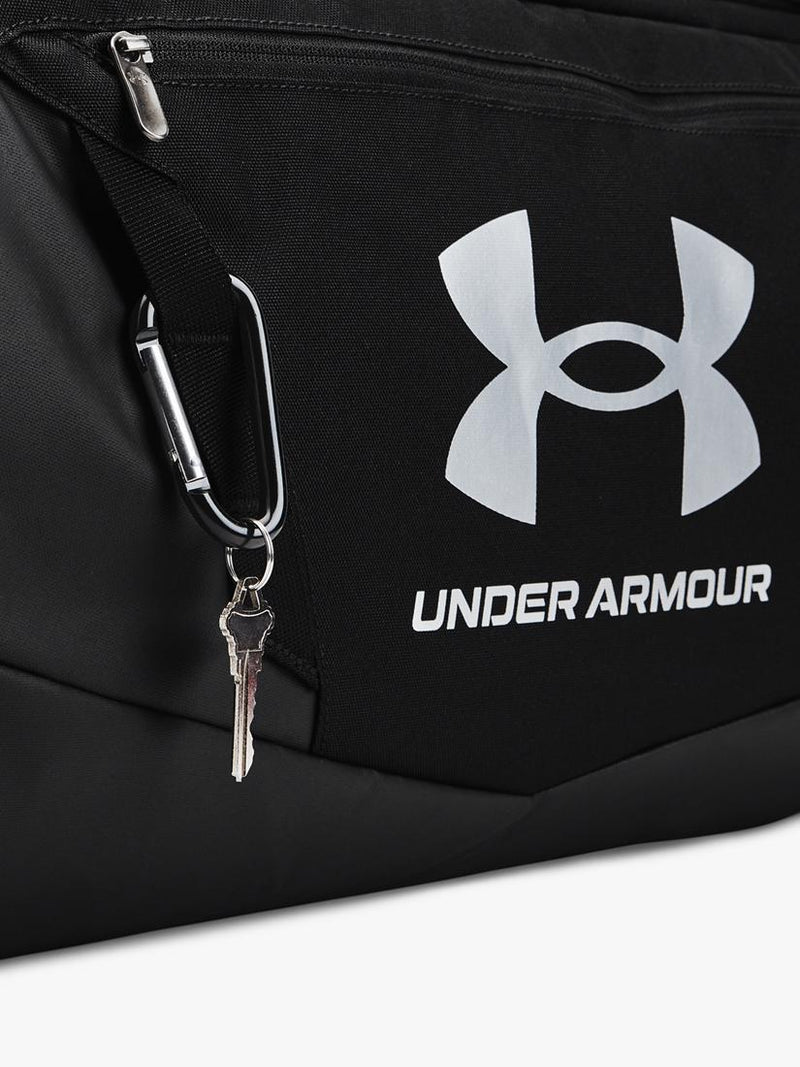 Under Armour medium duffel bag with water-resistant finish and multiple pockets (British brand)