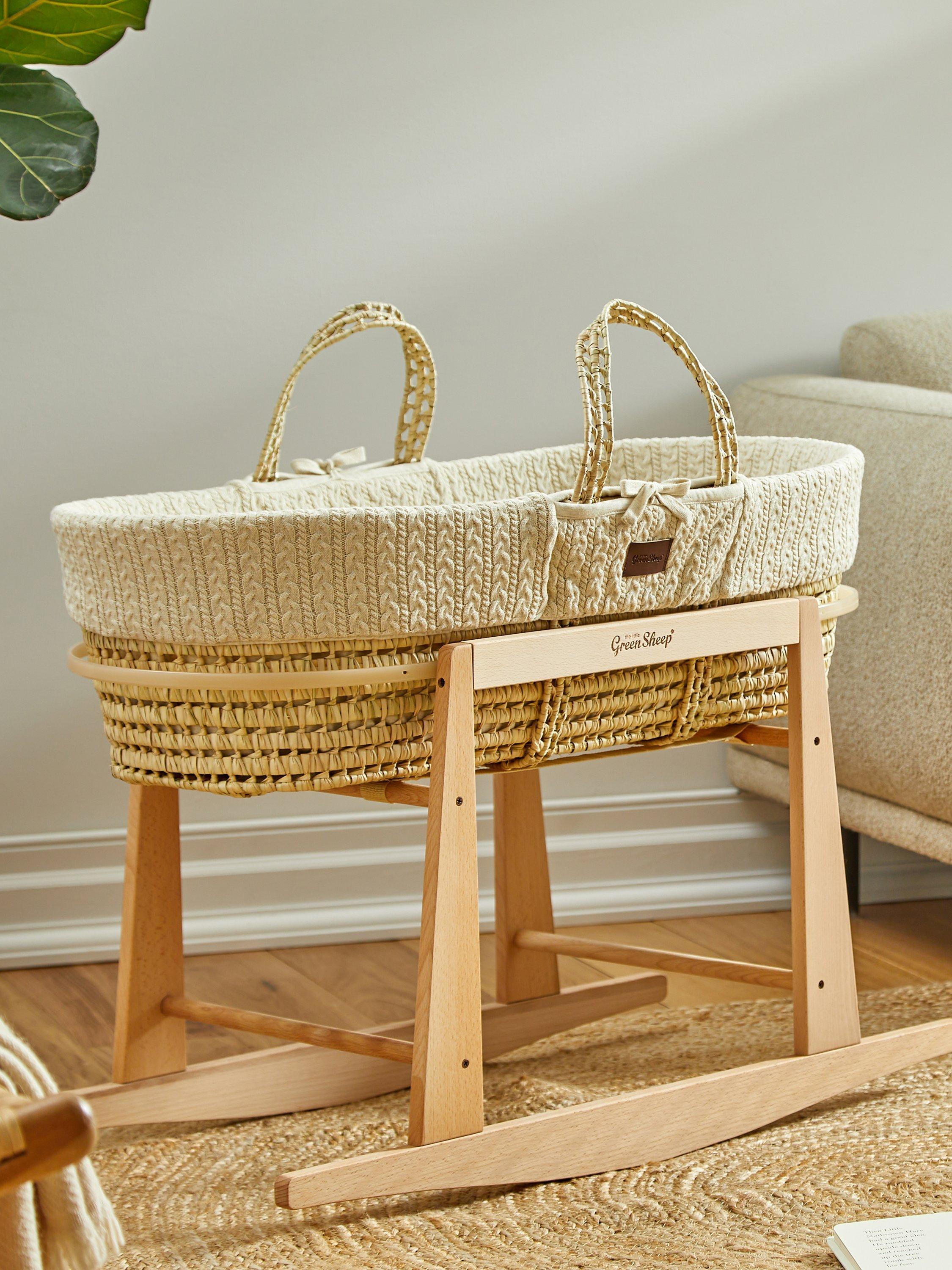 Little Green Sheep Organic Moses Basket with Mattress (British brand)