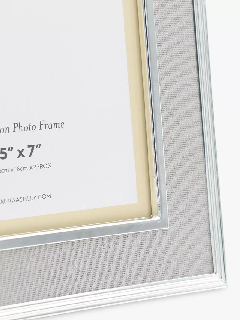 Laura Ashley Harrison Linen photo frame 5 x 7 inch (13 x 18 cm), UK version