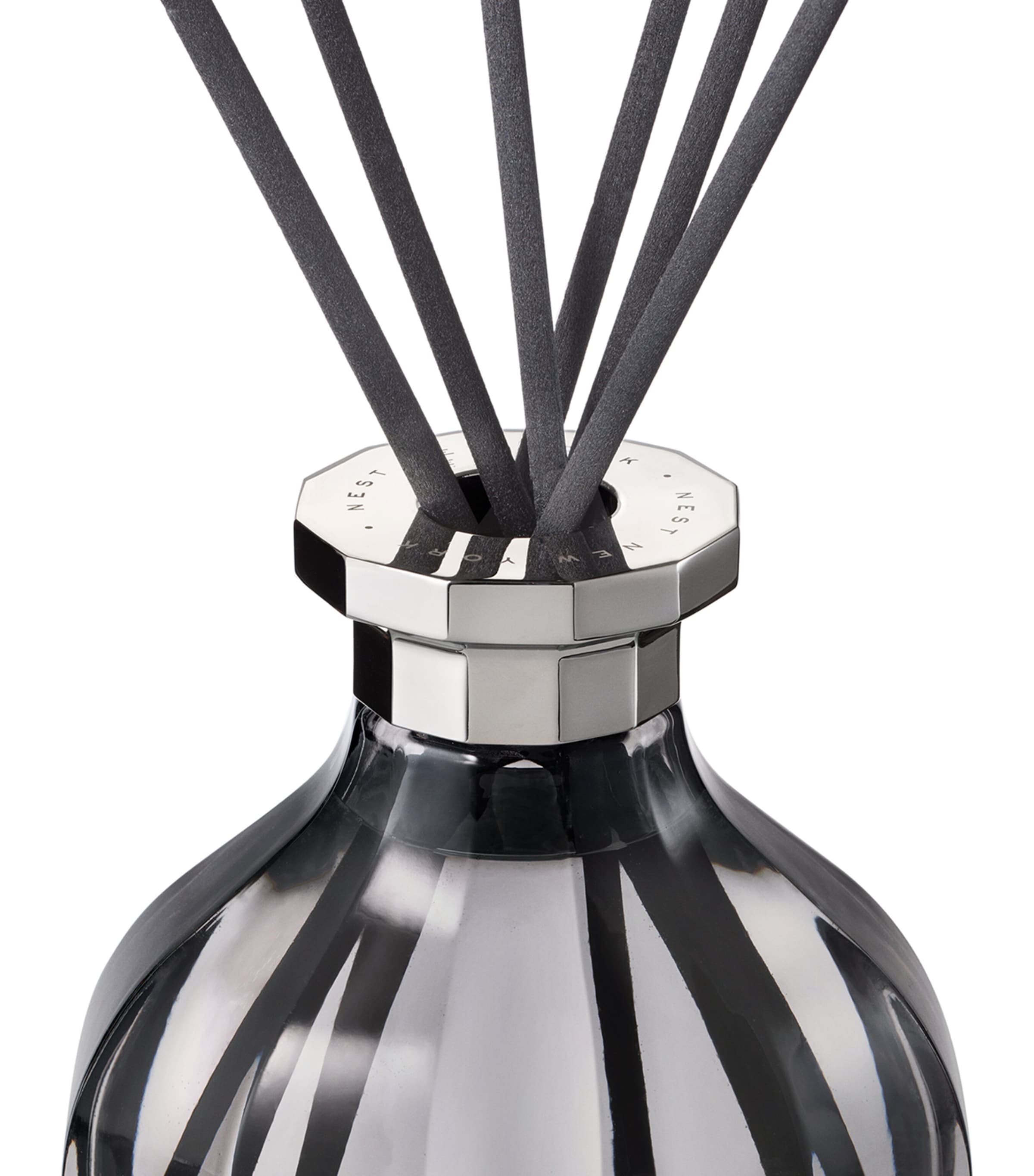 NEST VOYAGES Oud Mystique reed diffuser 500ml, imported from the UK