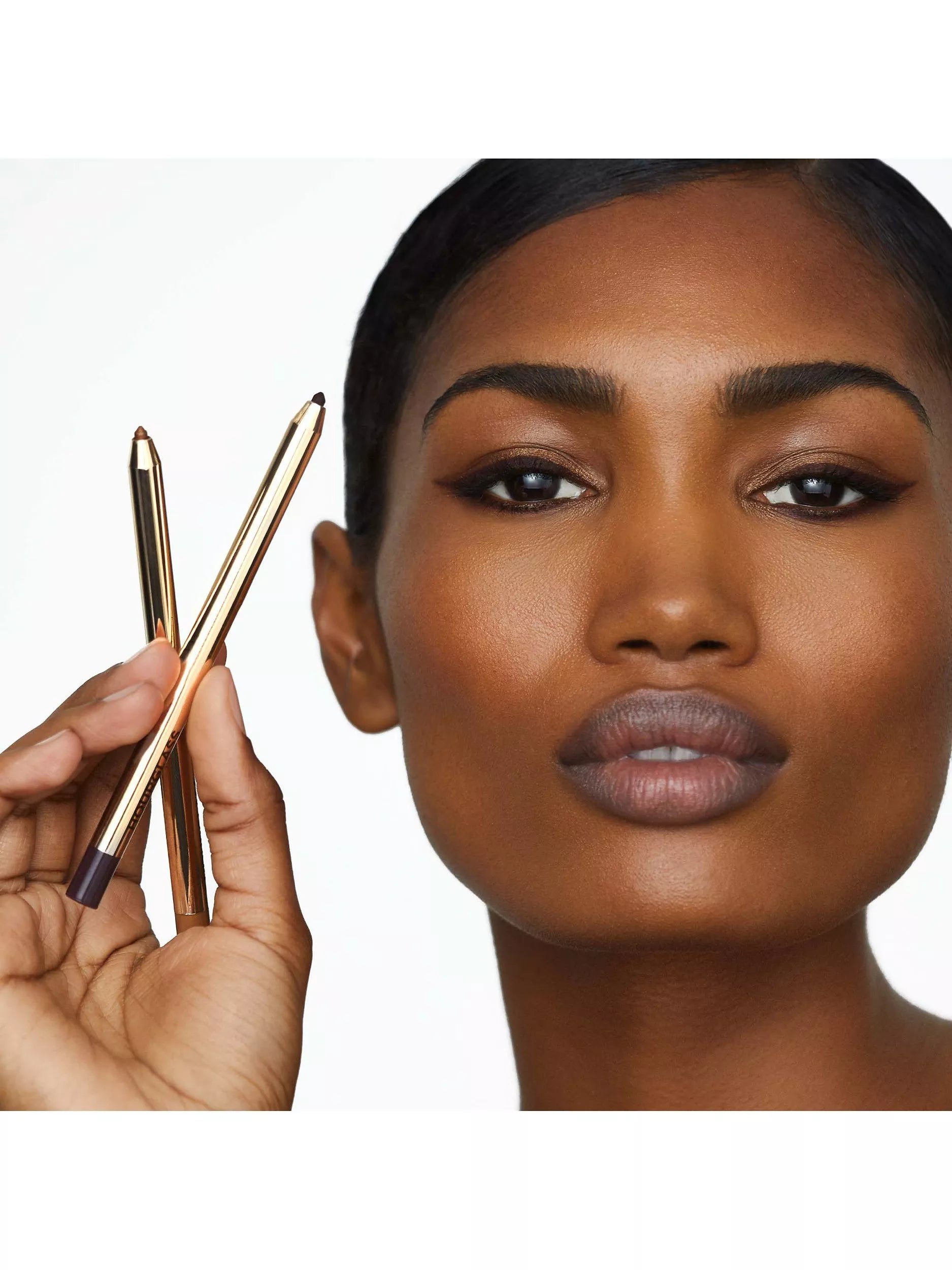 Hourglass gel eyeliner in Cave shade, UK version