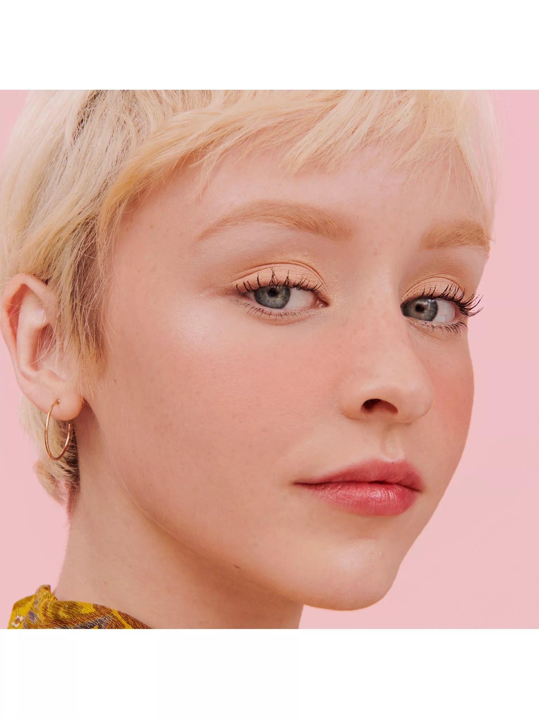 Benefit Sunny Blusher coral powder blush - British product
